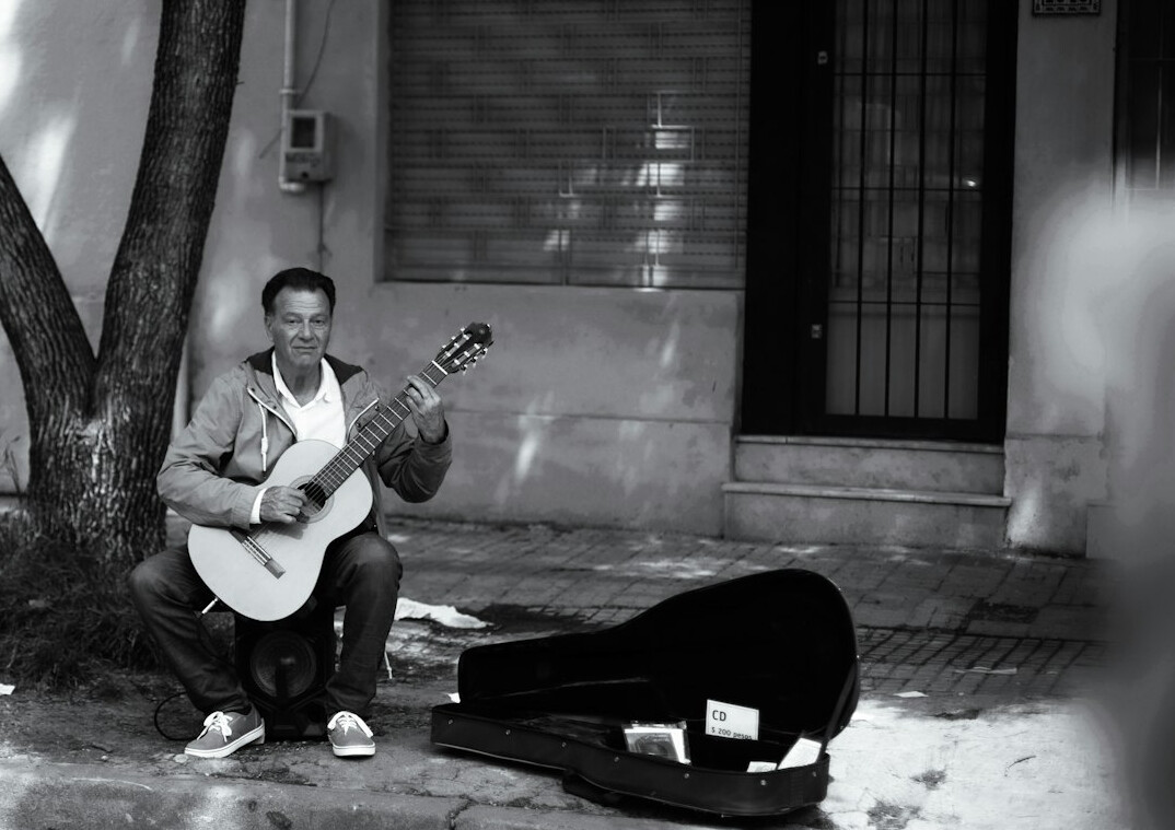 uruguayan singer performance