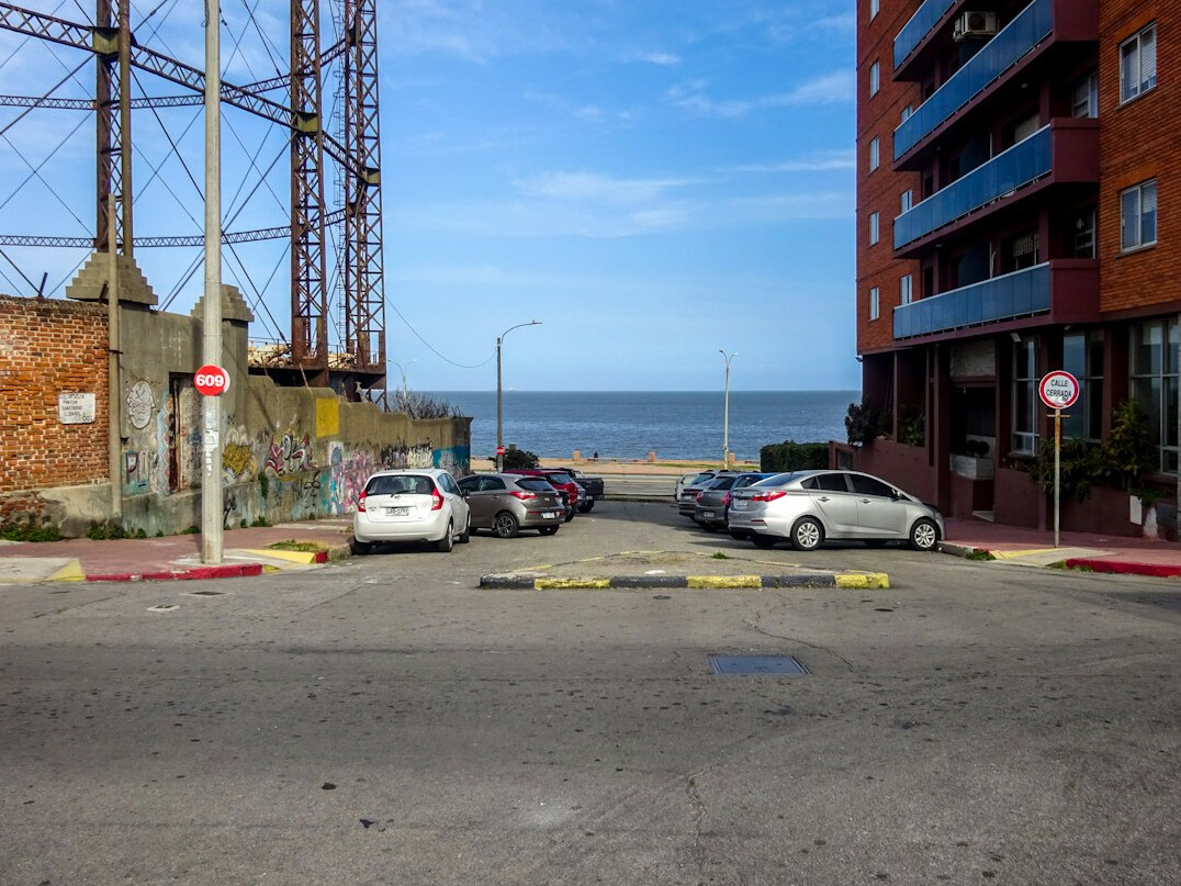 montevideo cityscape